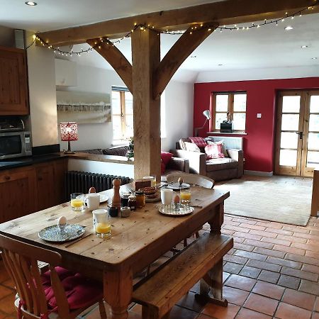 Delightful Cottage On The River Adur Close To Brighton & The Downs No Dogs Sorry Upper Beeding Eksteriør billede